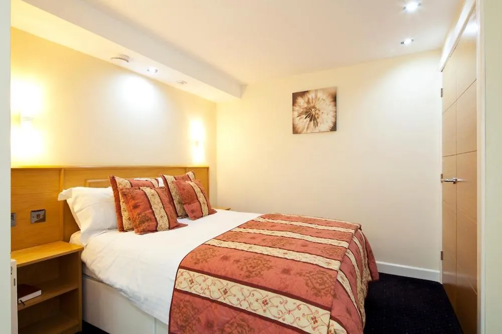 Apartment Queens Mansions: The Maisonette Blackpool United Kingdom